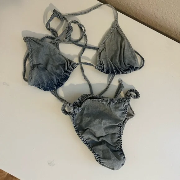 Frankie’s Bikinis Daisy Denim Set - Picture 4 of 5